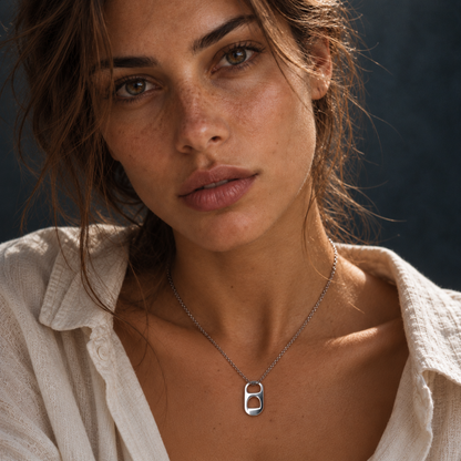 COLLIER KARL