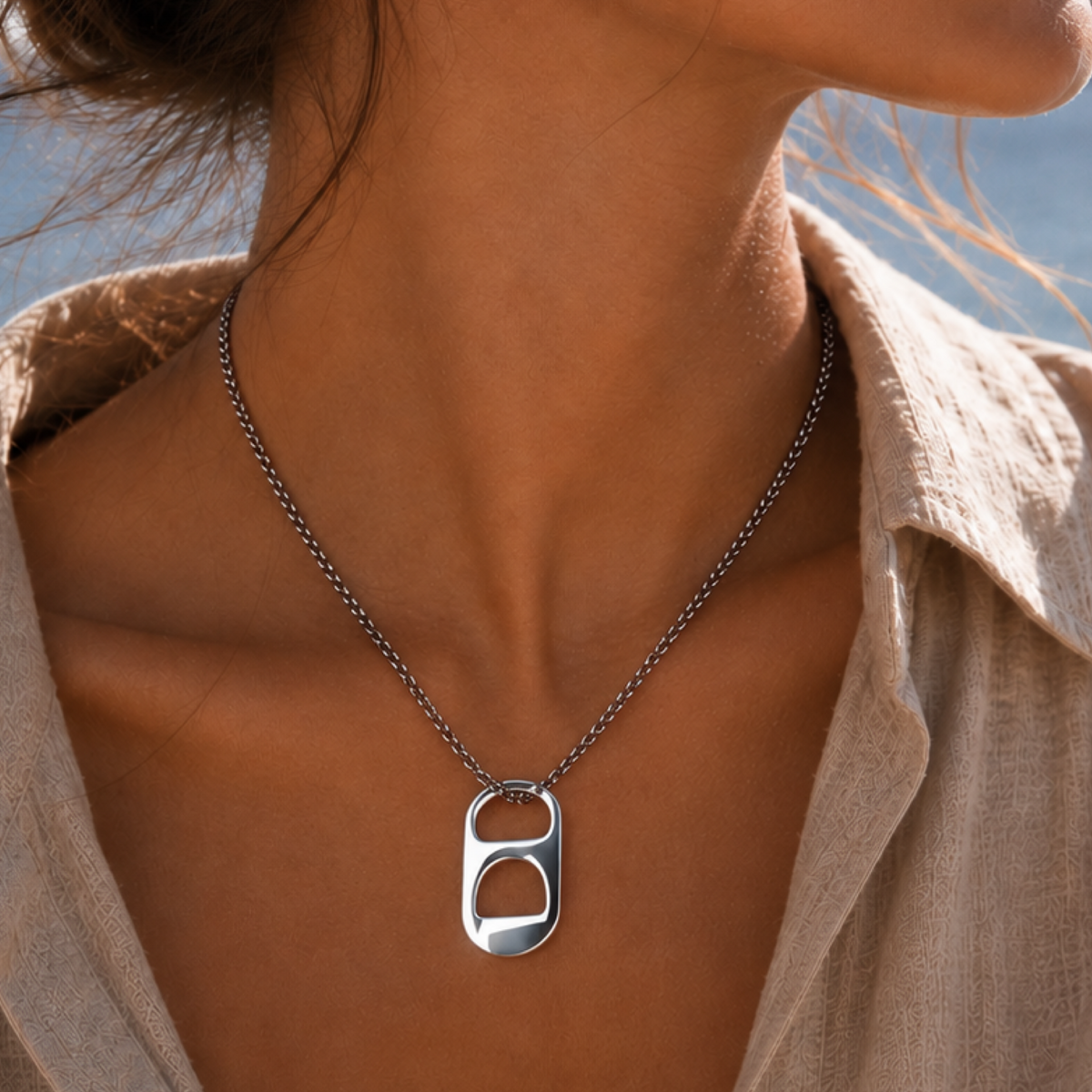 COLLIER KARL