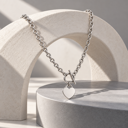 COLLIER KORA